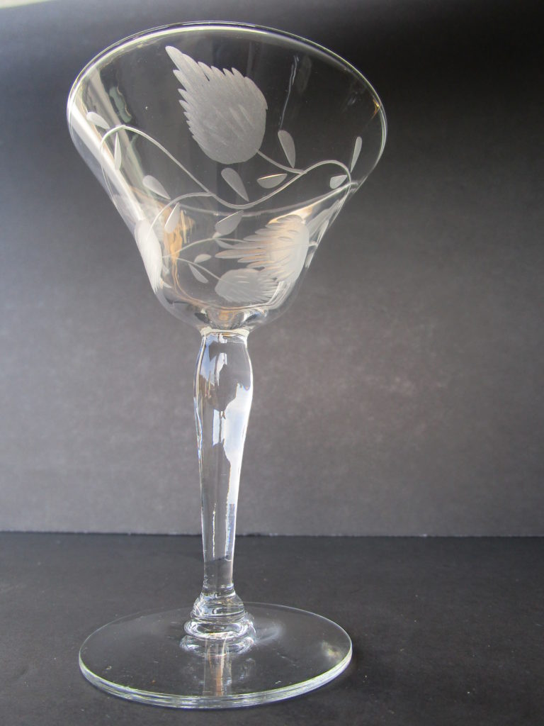 Wine Glass set with flowers and vines