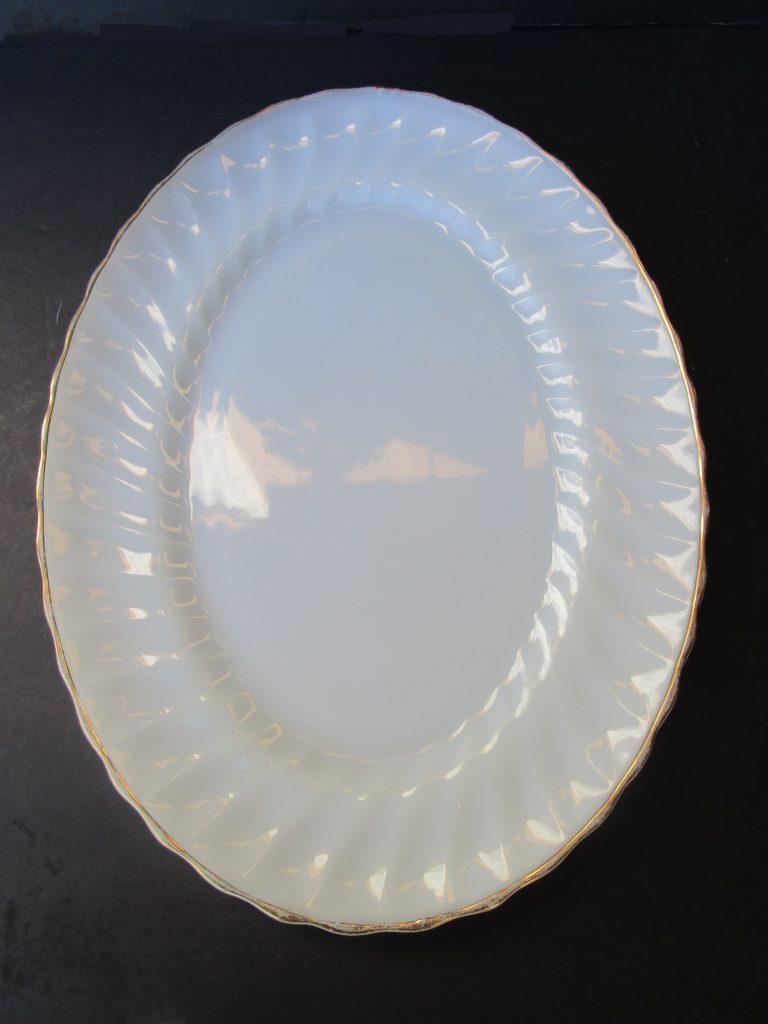Oval Dinnerware Bowl in white color