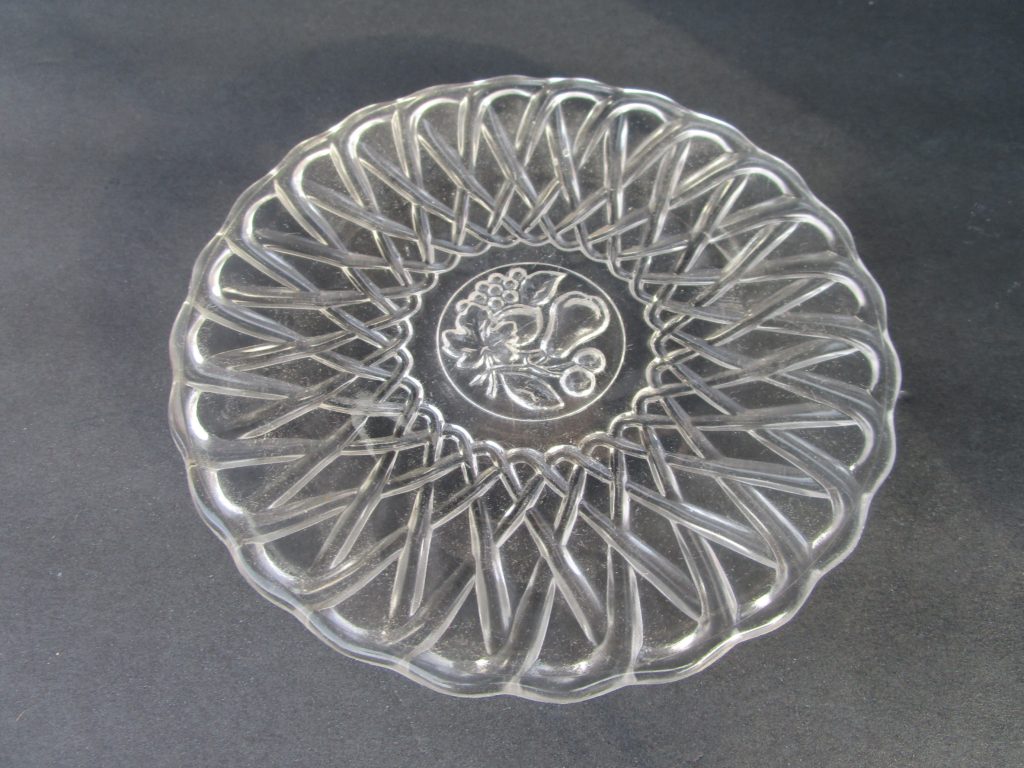Indiana Glass Pretzel Pattern Clear Pie Plate