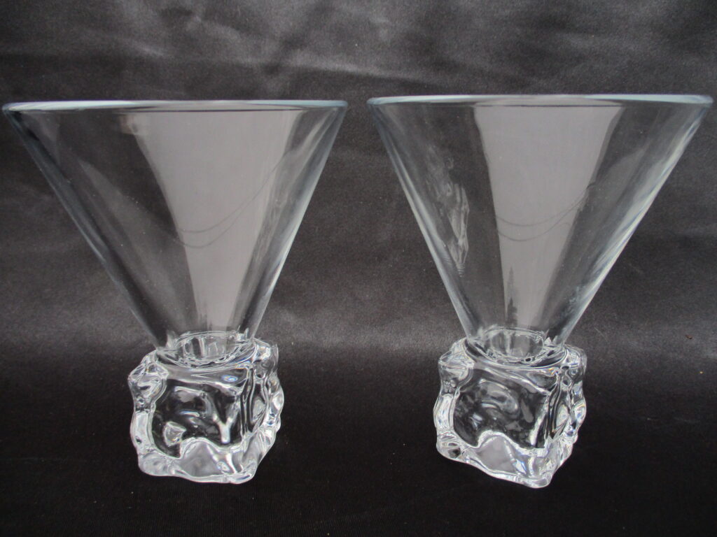 Shot Glass set with ice cube base
