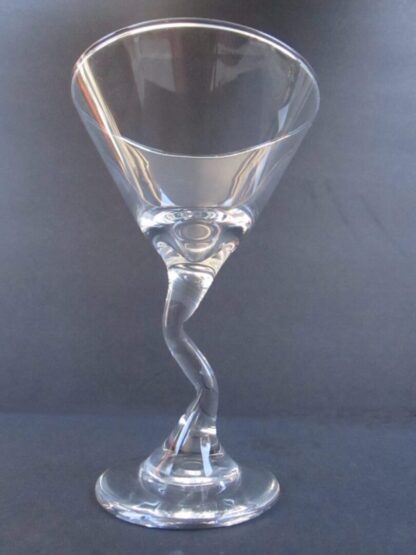 High quality clear crystal wine glass available