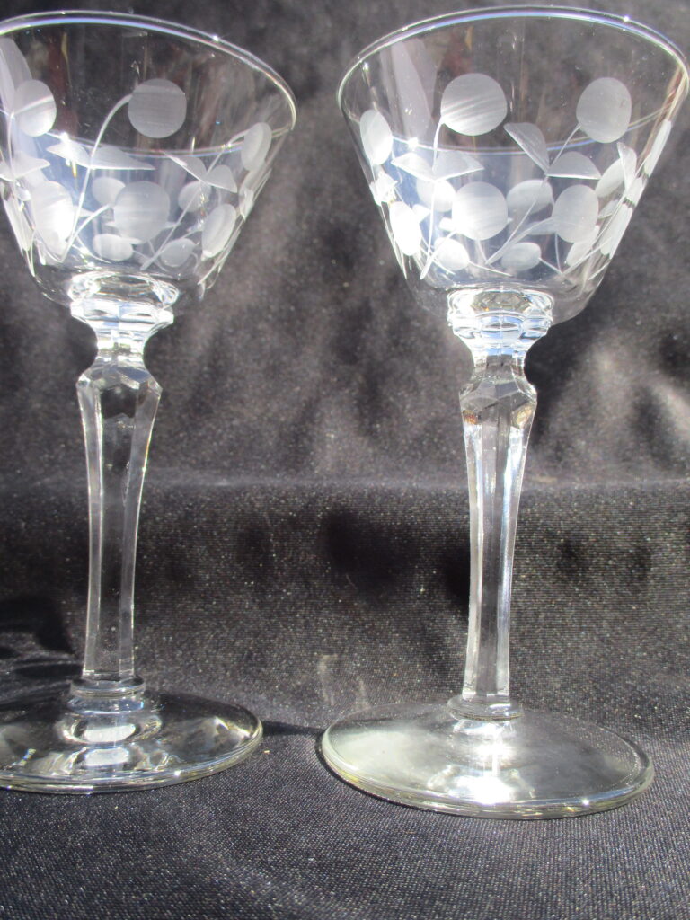 Olives and Foliage Wine Glasses