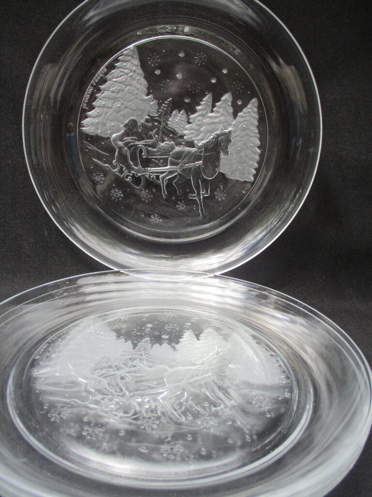 Through The Woods Clear Glass Plate Set