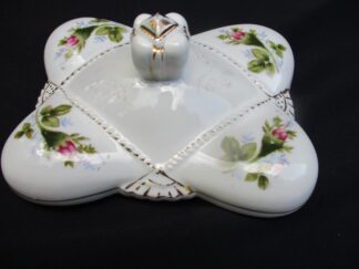 Pompadour Moss Rose By Lipper & Mann (L&M) Bond Ware Covered Bone China Rectangular Dresser Box (Cover Only). Pink roses, gold beaded details, vertical ribbed panel on each side centerDresser Box ( Cover Only )