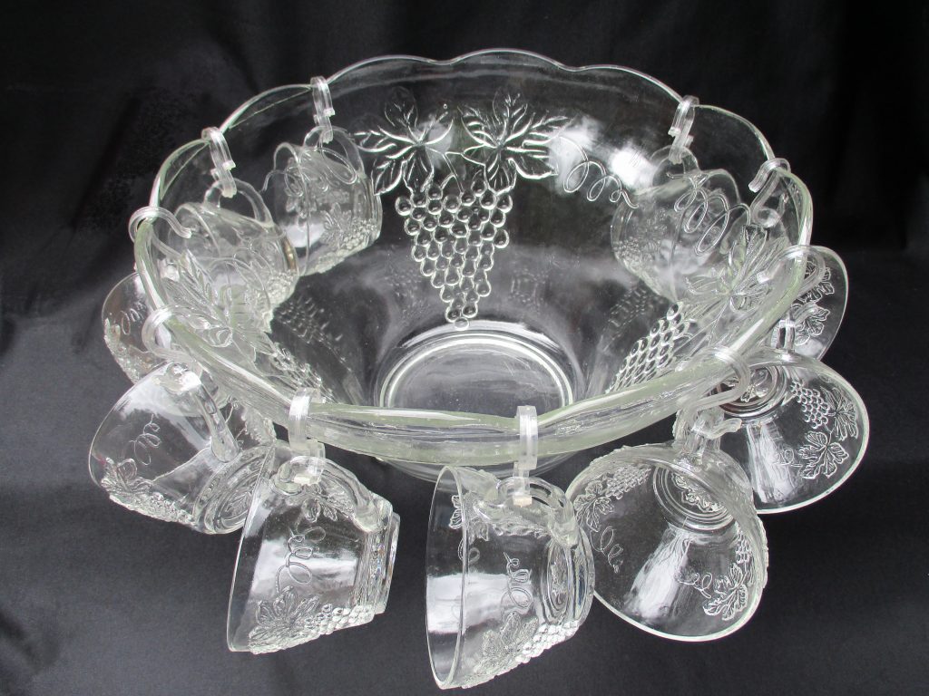 Anchor Hocking Clear Harvest Grapes Punch Bowl Set
