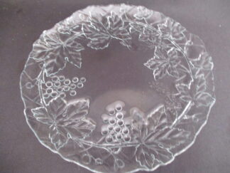 Clear Glass Platter with Grape Vine Wreath